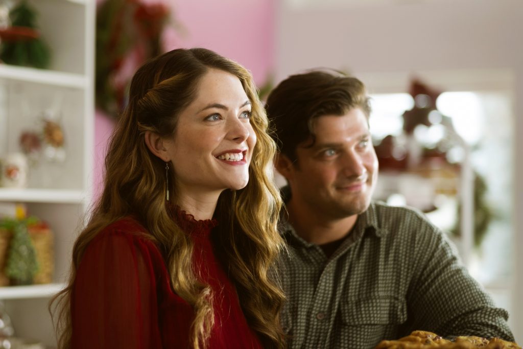 Morgan Bradley and Doug Noble Star in New QVC+ Original Holiday Movie 